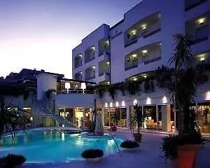 Belvedere 3*, Rimini Italien